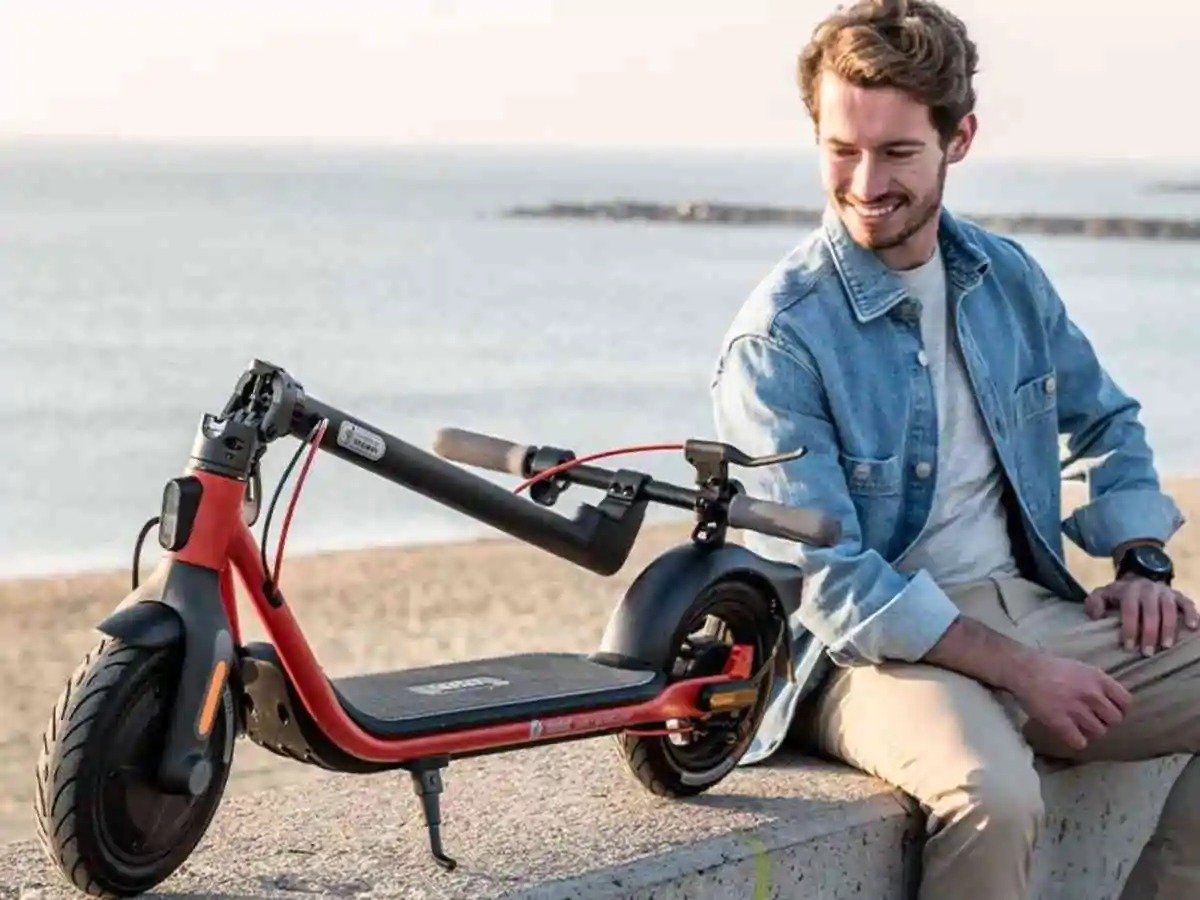 Электросамокат Segway-Ninebot D28e, Black/Red