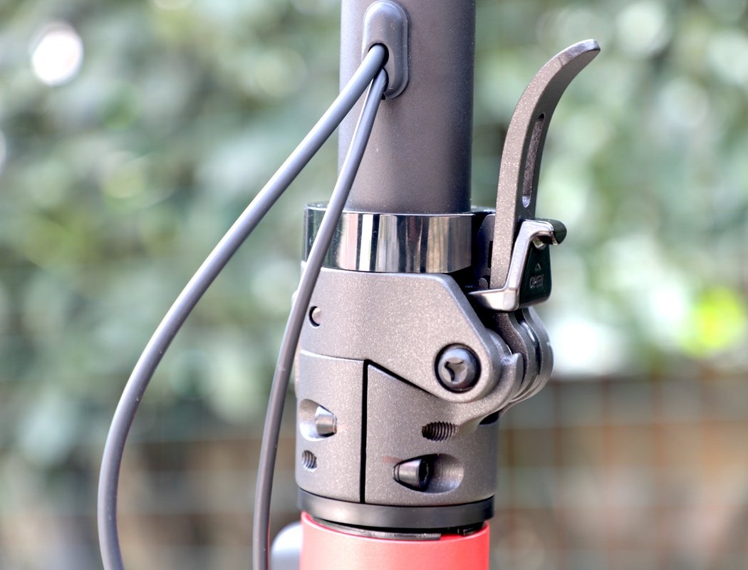 Электросамокат Segway-Ninebot D28e, Black/Red